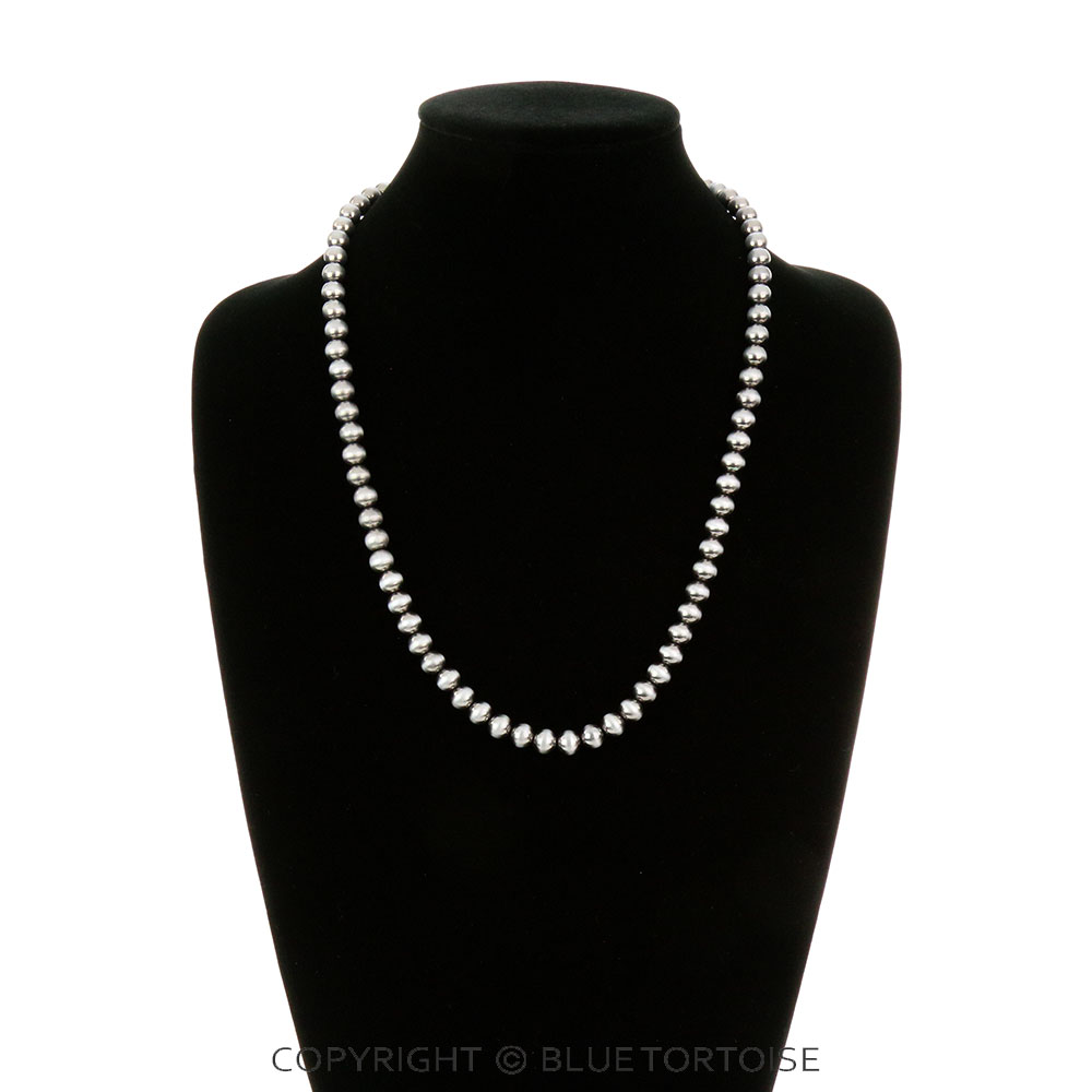 24" Navajo Style Pearl Necklace - Image 2