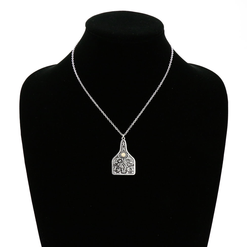 Patterned Casting Pendant Necklace - Image 2