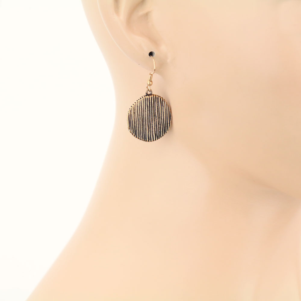 Rustic Circle Dangle Earrings - Image 2