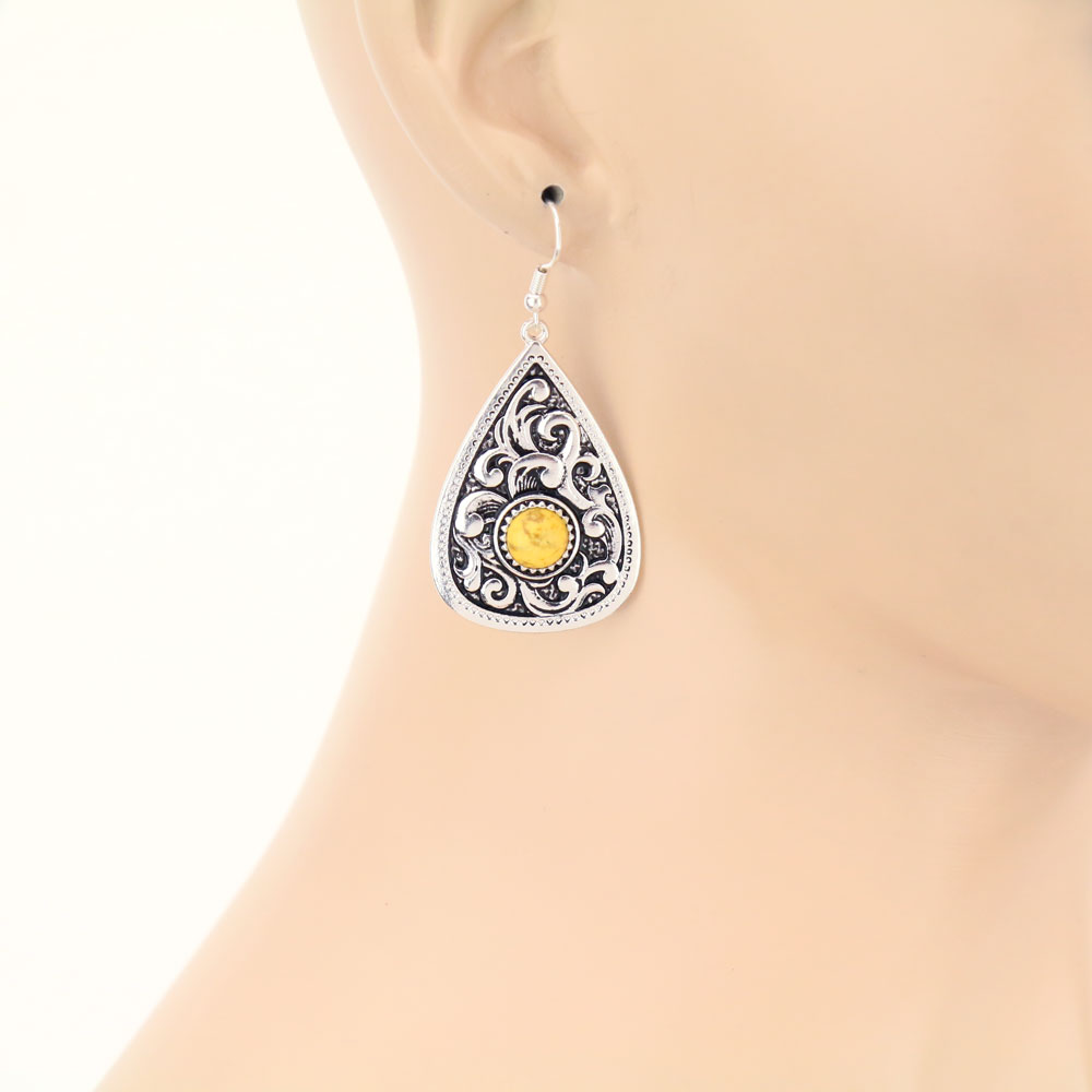 Patterned Teardrop Casting Dangle Earrings - Image 2