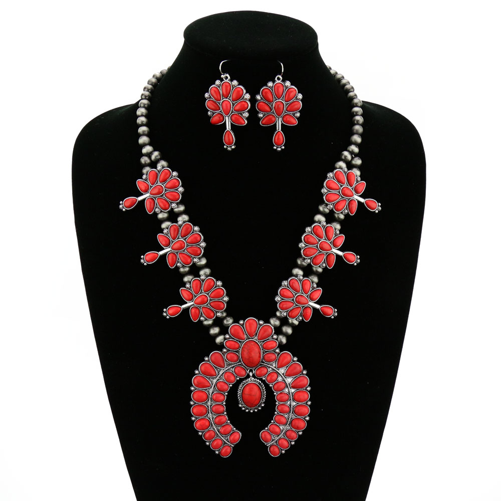 Navajo Style Pearl Squash Blossom Necklace Set - Image 2