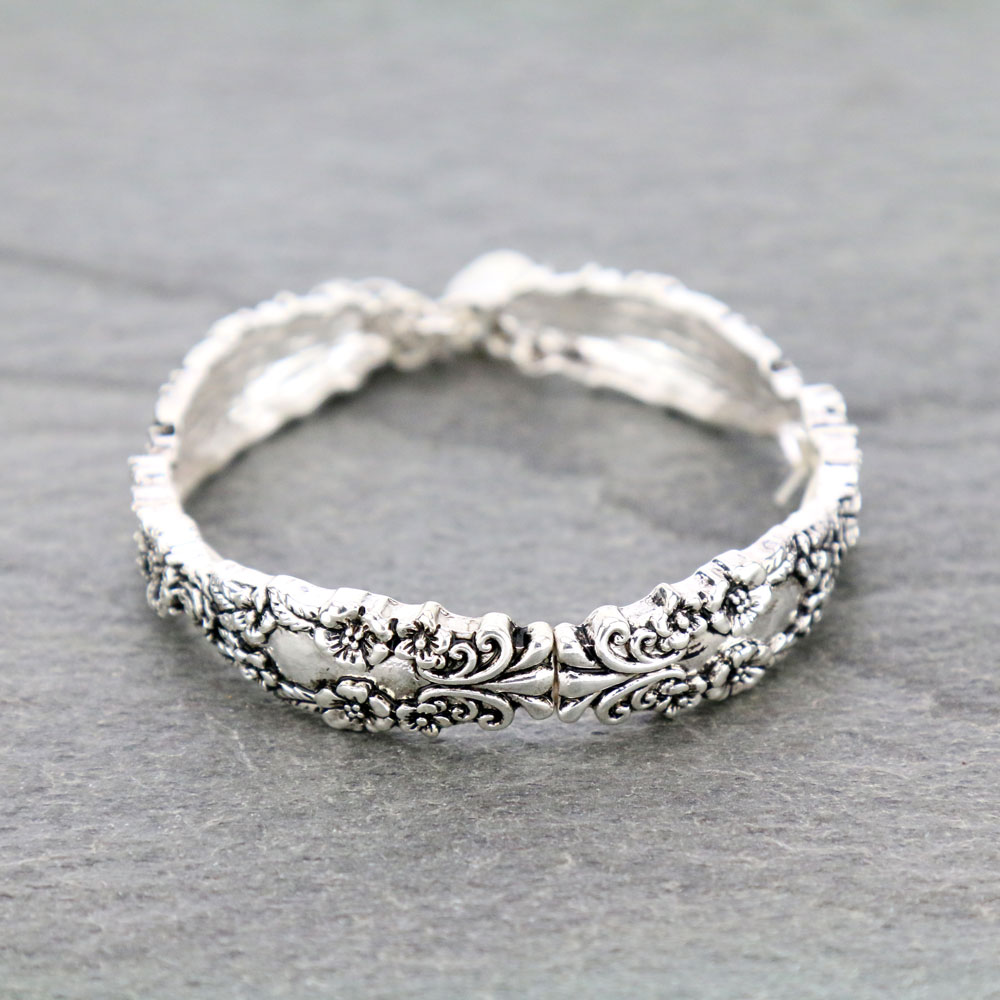 Wing Charms Spoon Stretch Bracelet - Image 2