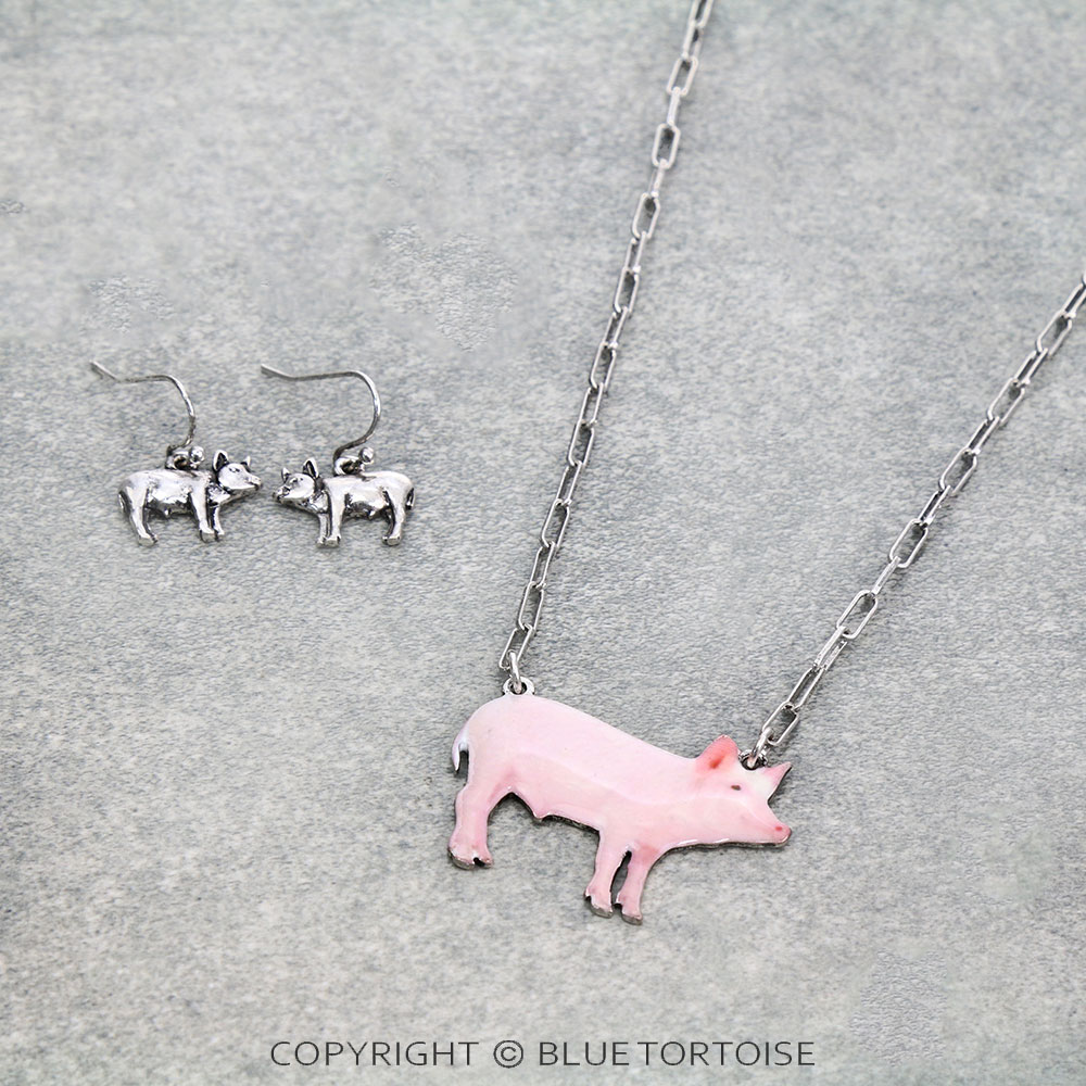 Western Animal Theme Pig Necklace Set