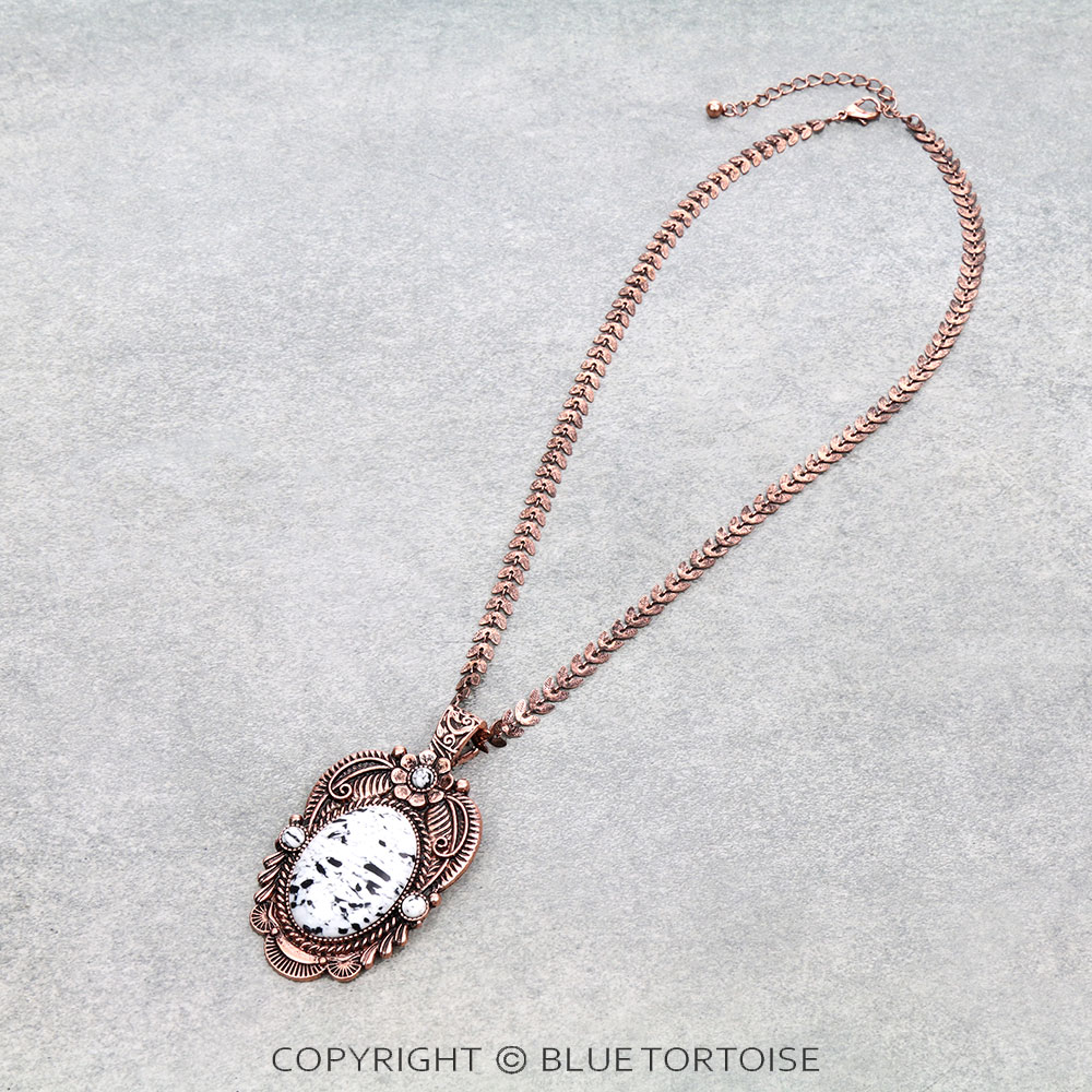 Western Feather Slim Oval Stone Pendant Necklace