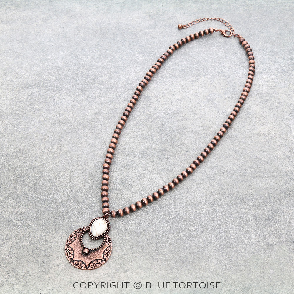Western Texture Fan Shape Pendant Necklace