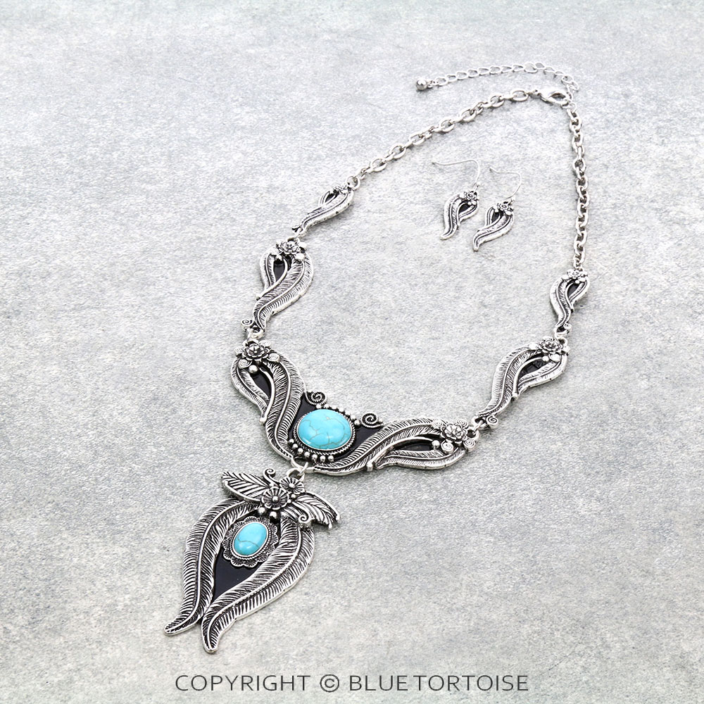 Western Leaf Design Stone Pendant Necklace Set