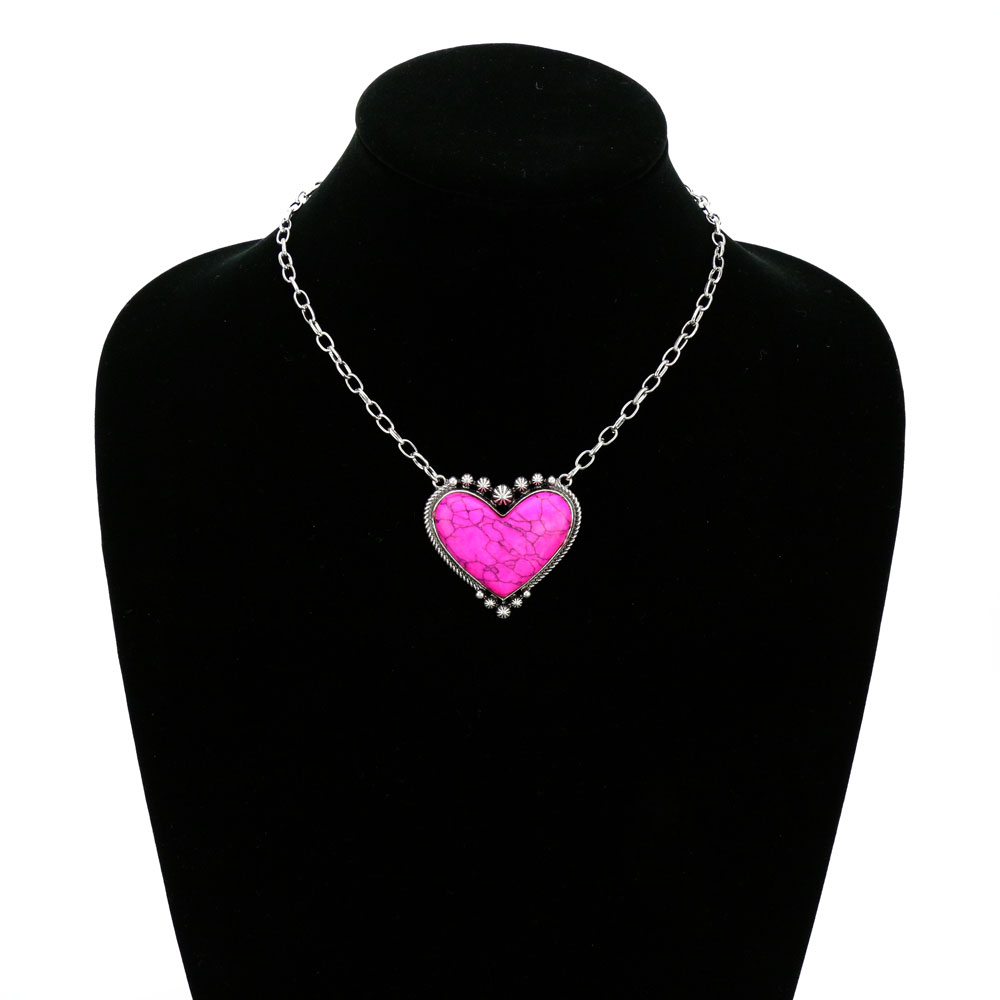 Heart Pendant Necklace - Image 2