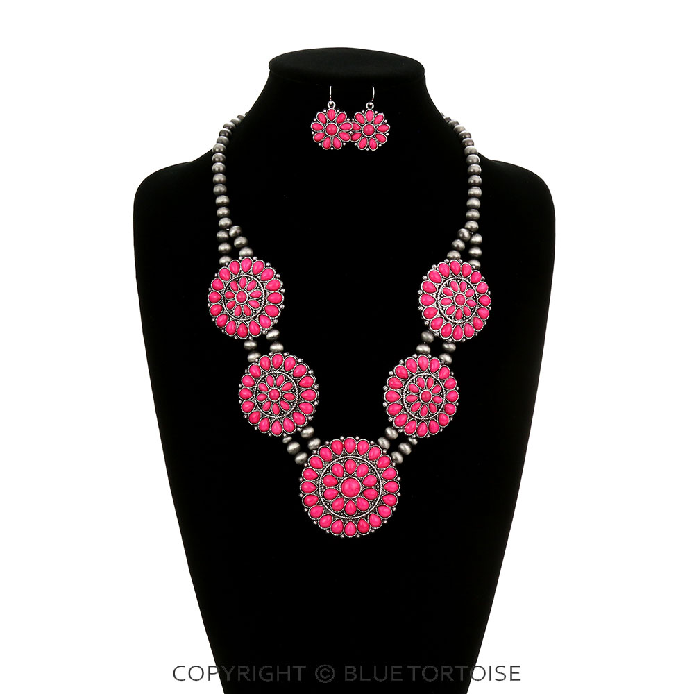 Western Navajo Style Pearl Squash Blossom Necklace Set - Image 2