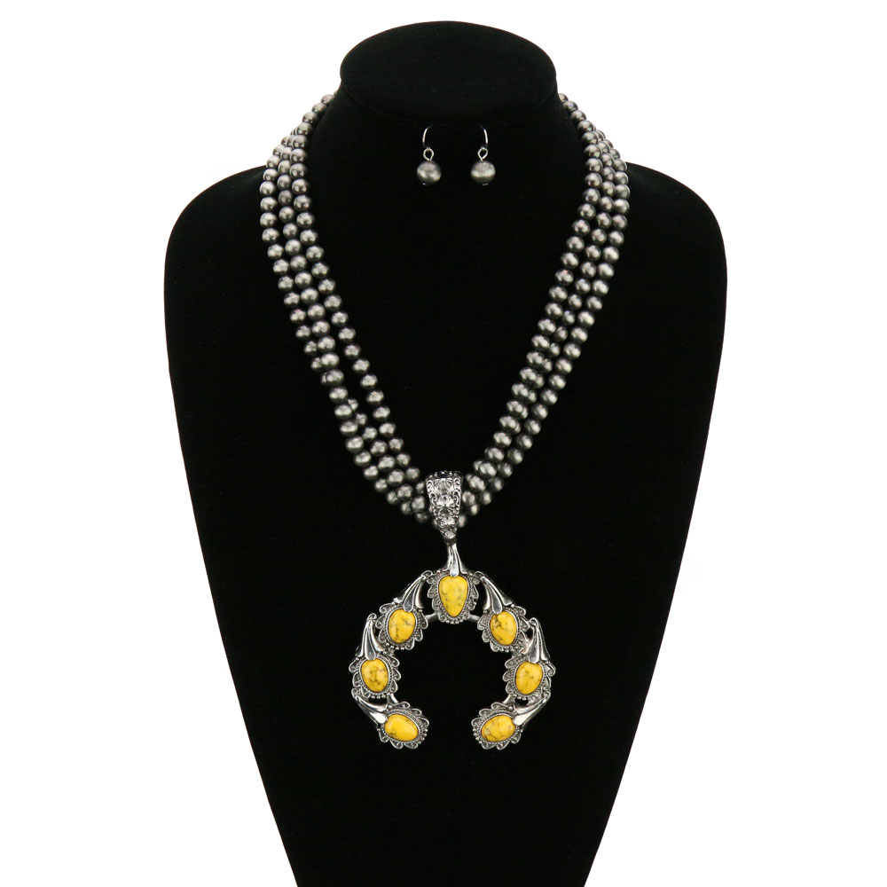 Navajo Style Pearl Squash Blossom Necklace Set - Image 2