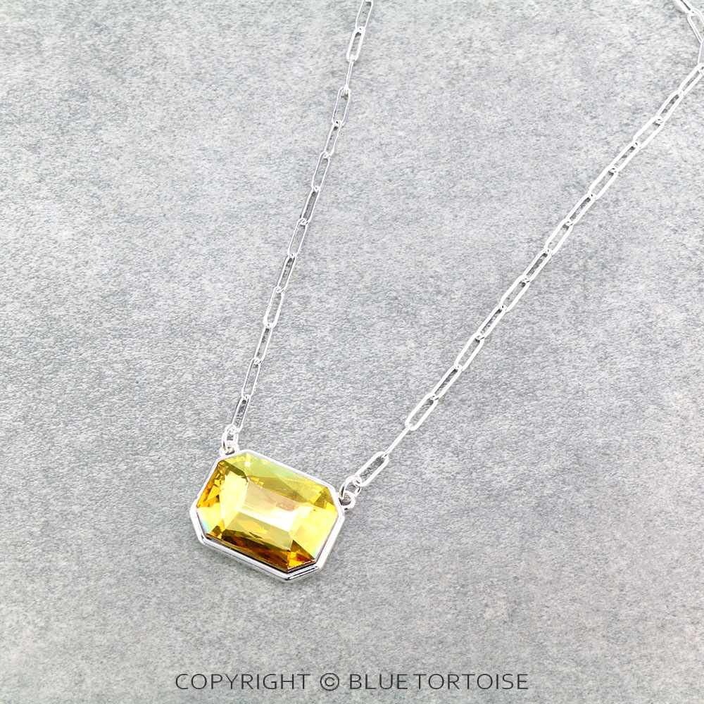 Rhinestone Pendant Necklace