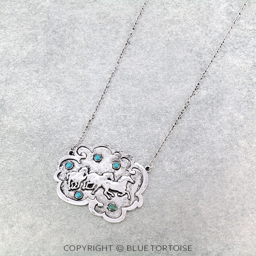 Western Metal Horse Pendant Necklace