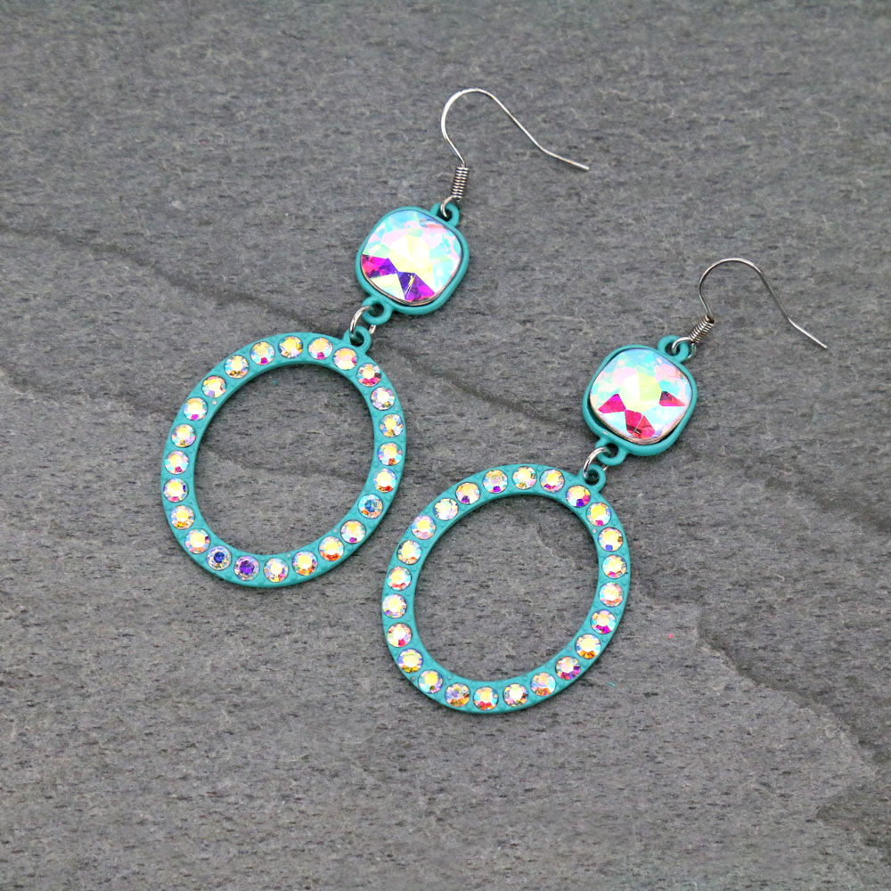 Glass Stone with Oval Shape Dangle Earrings
