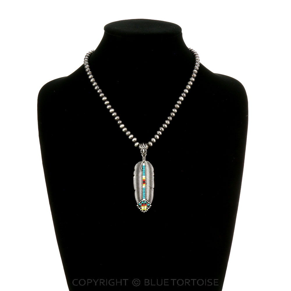 Western Seed Bead Feather Pendant Necklace - Image 2