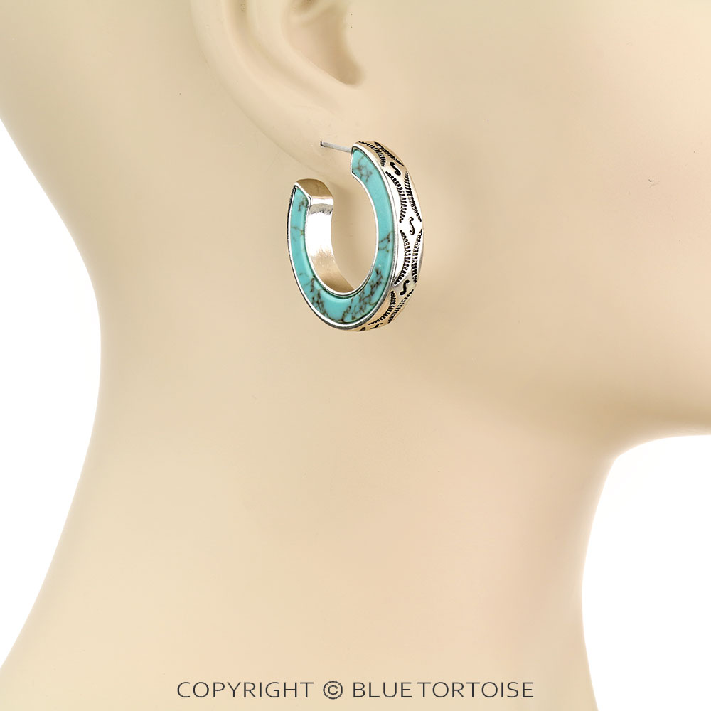 Western Texture Hoop Earrings - Image 2