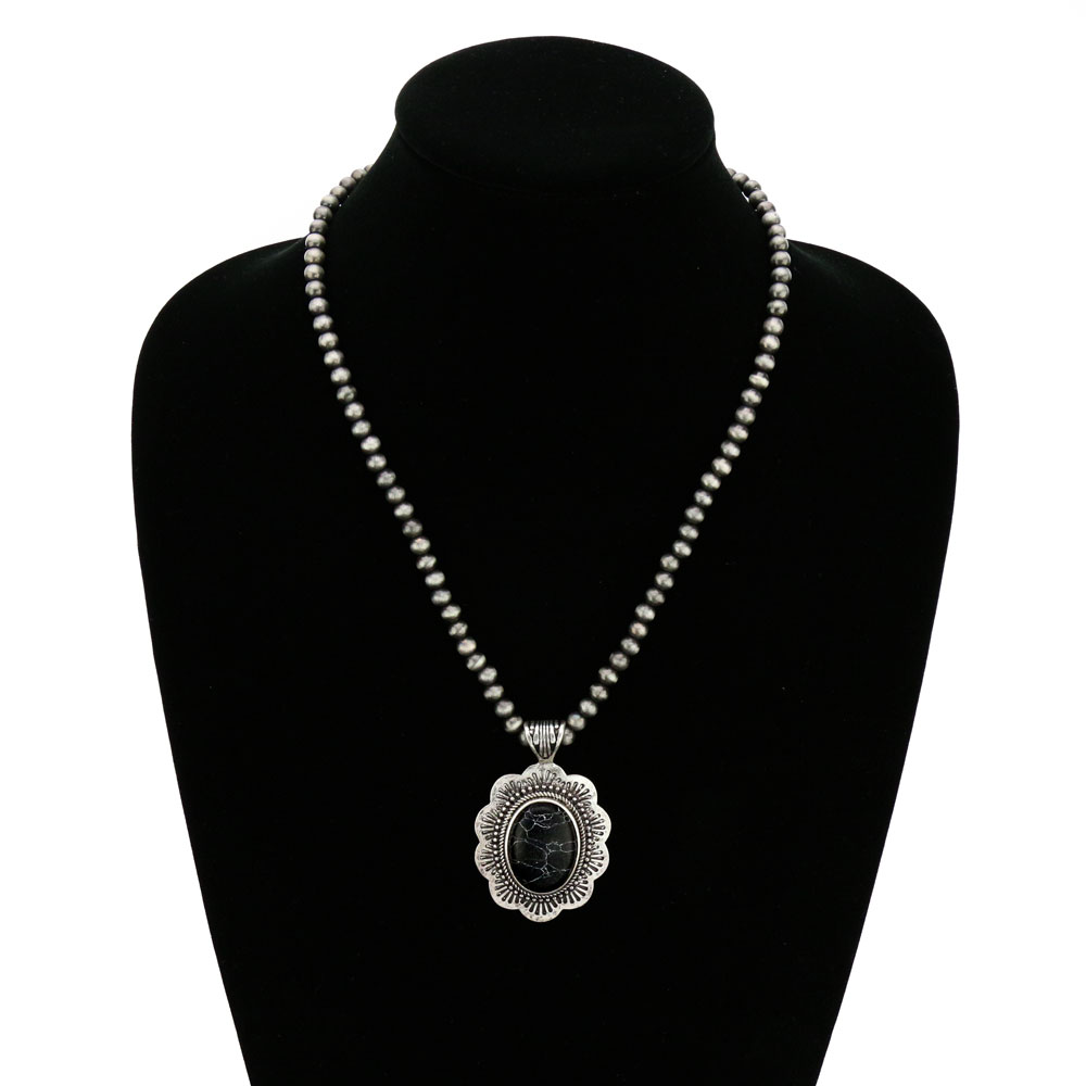 Navajo Style Pearl with Concho Pendant Necklace - Image 2