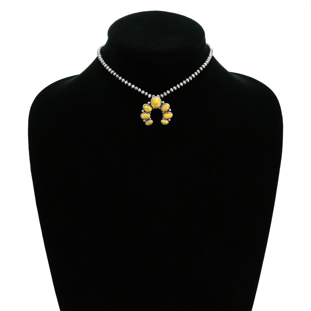 4mm Navajo Style Pearl with Squash Blossom Pendant Choker - Image 2