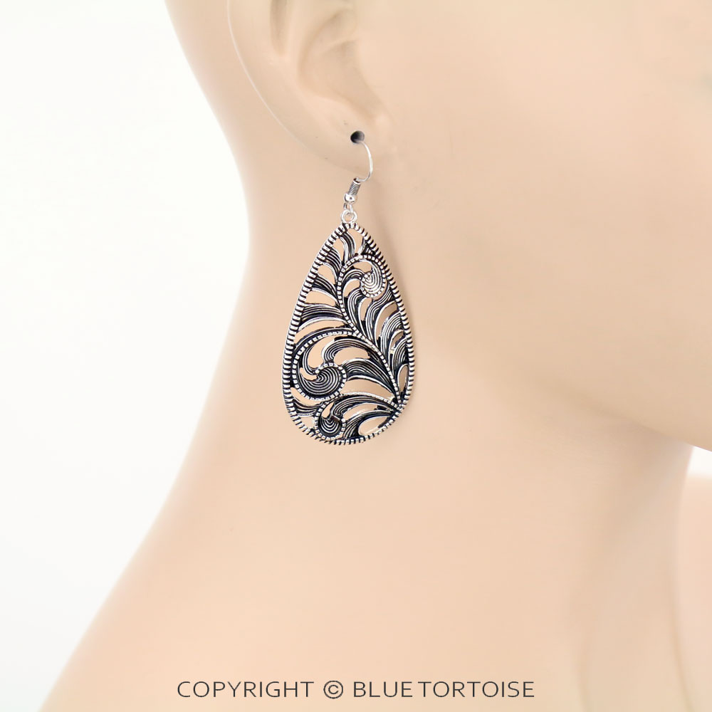 Casting Dangle Earrings - Image 2