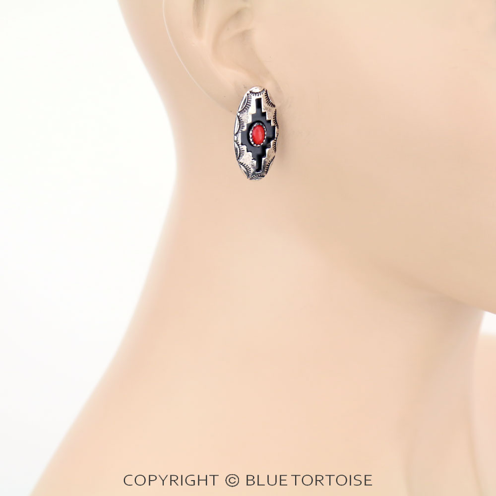 Aztec Patterned Metal Stud Earrings - Image 2
