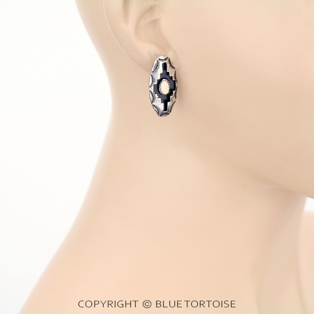 Aztec Patterned Metal Stud Earrings - Image 2