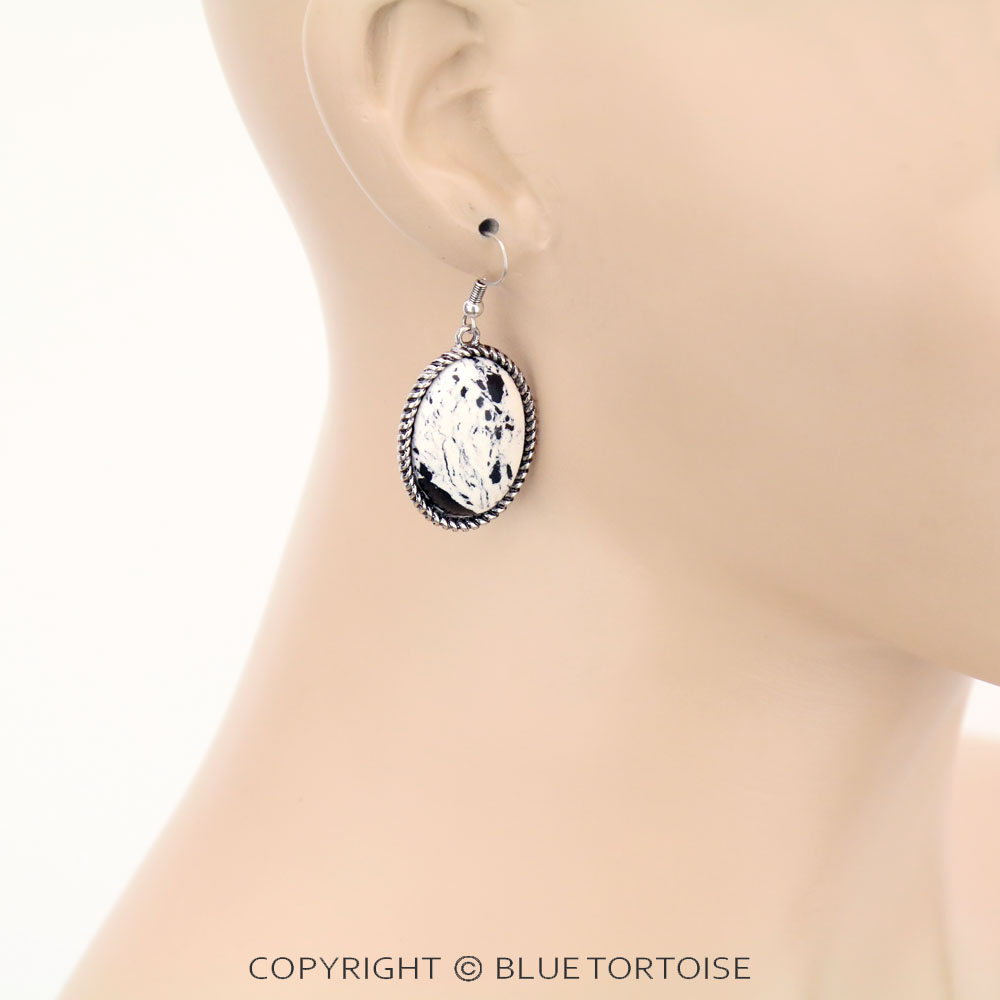 Western Oval Stone Dangle Earrings - Image 2