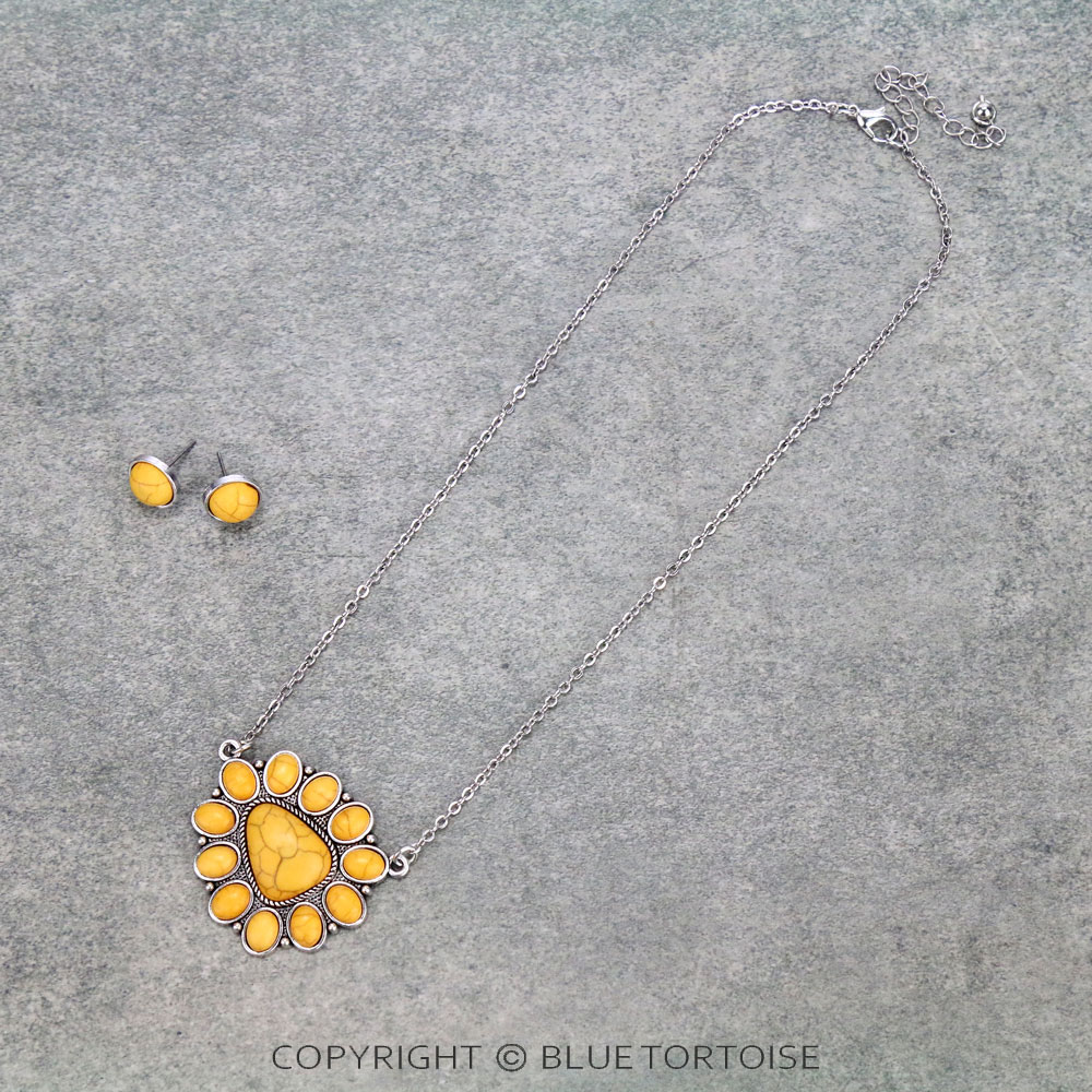Western Design Stone Necklace Set