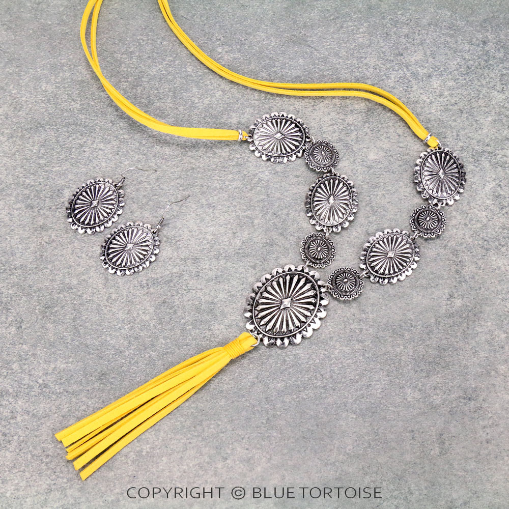 Western Concho Suede Necklace Set
