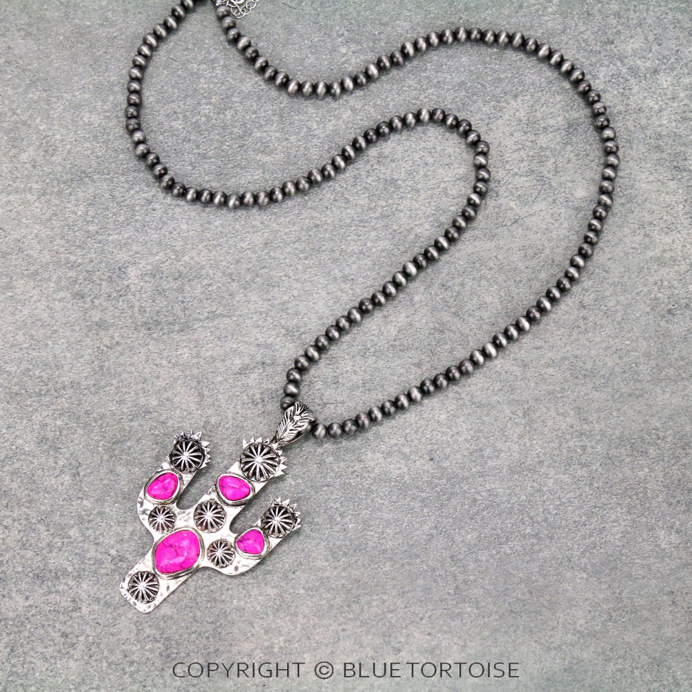 Navajo Style Pearl with Cactus Pendant Necklace