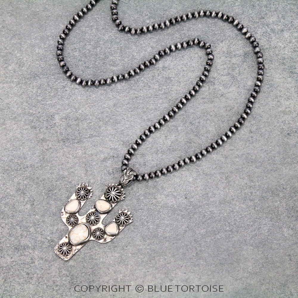 Navajo Style Pearl with Cactus Pendant Necklace