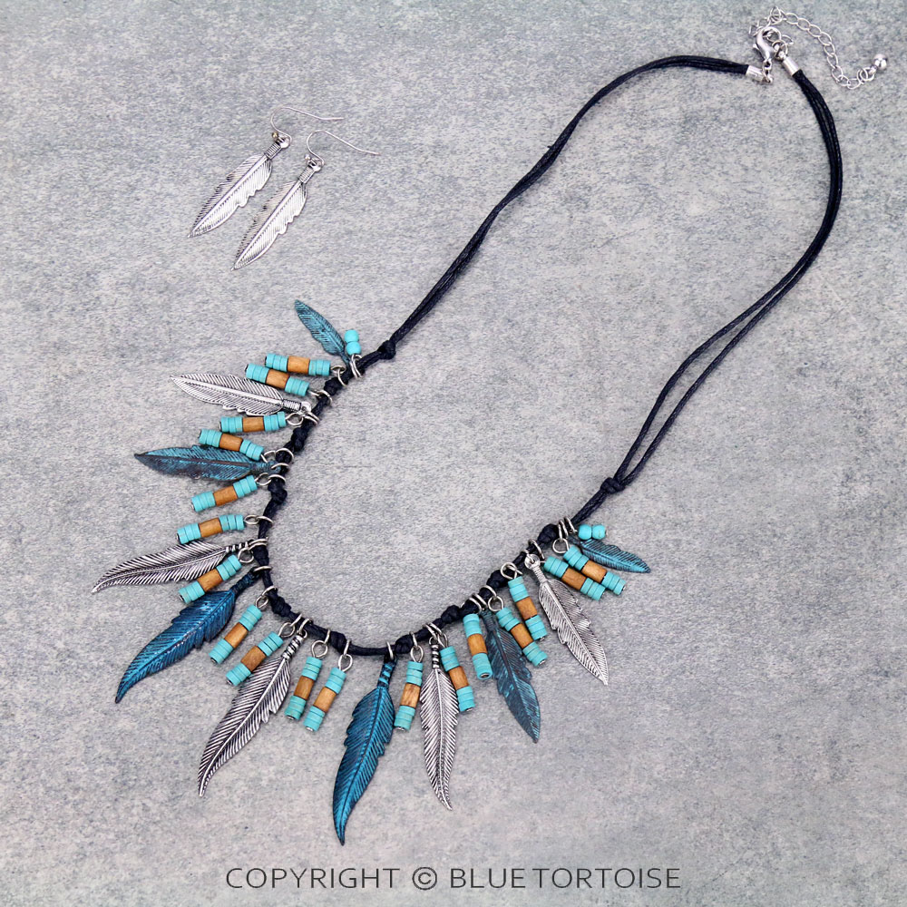 Western Acrylic Bead with Feather Necklace Set