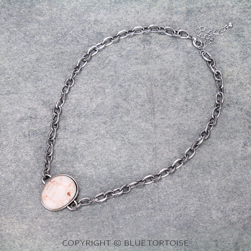 Western Stone Pendant Necklace