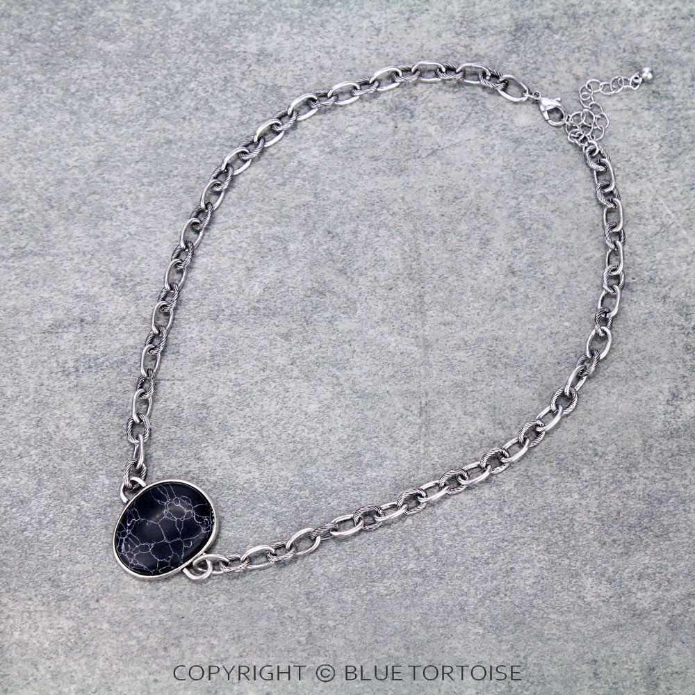 Western Stone Pendant Necklace