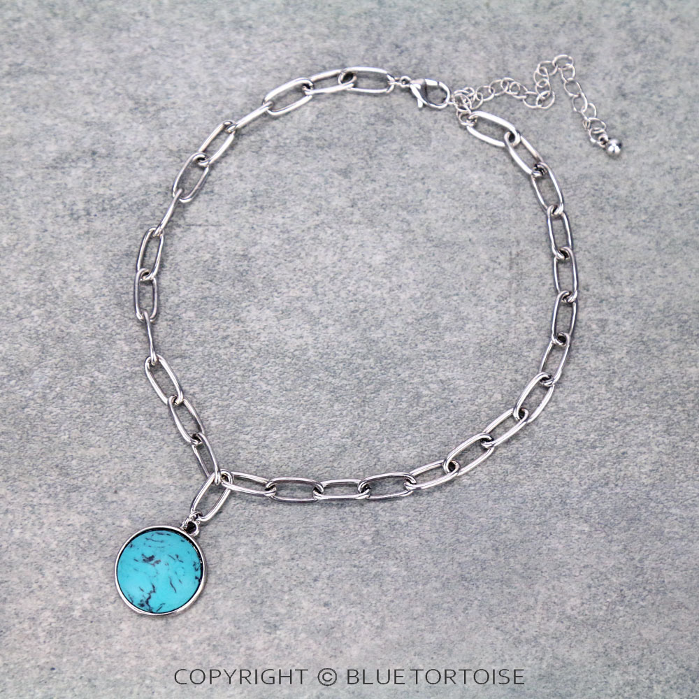 Round Stone Pendant Choker