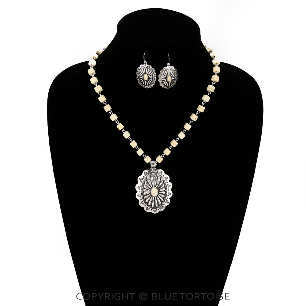 Western Semi Stone Concho Necklace Set - Image 2
