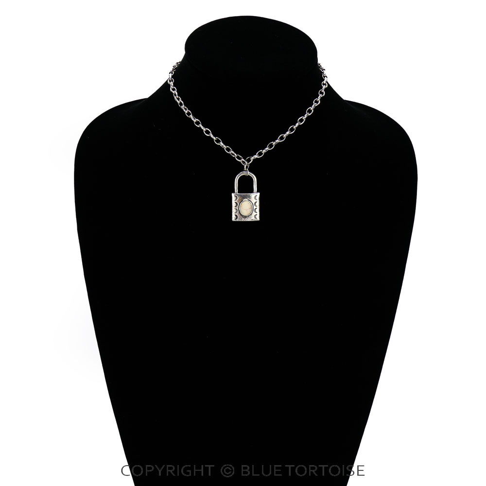 Western Lock Pendant Choker Necklace - Image 2