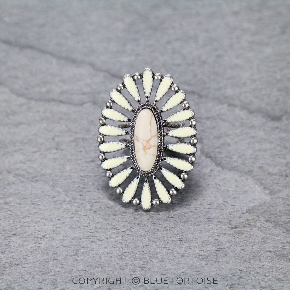 Concho Cluster with Oval Stone Adjustable Ring