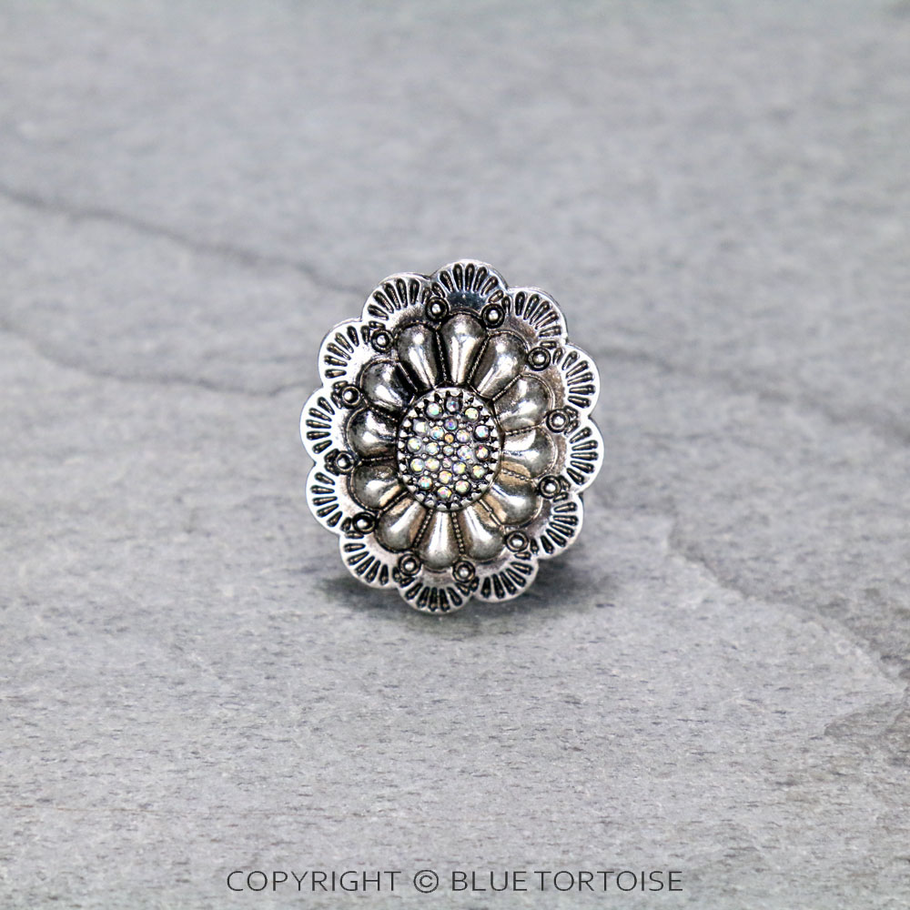 Concho with Stone Adjustable Ring