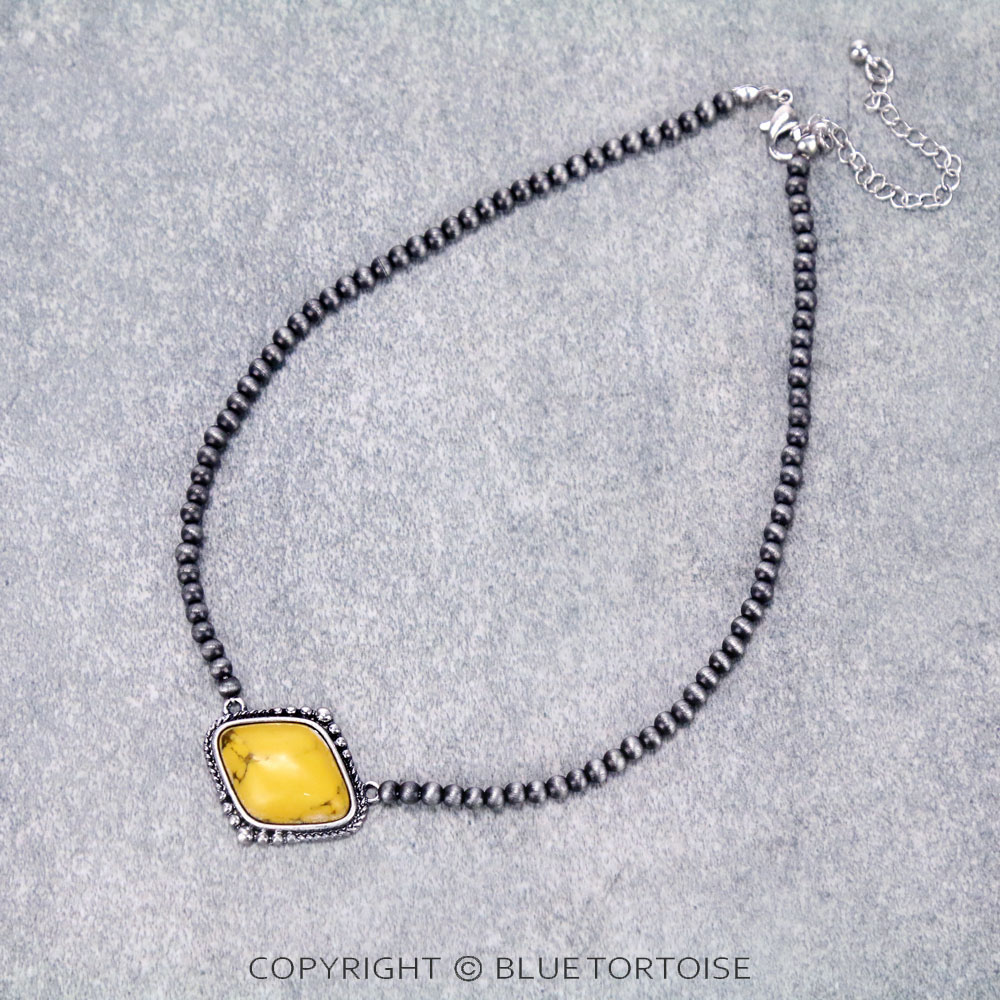 Western Stone Pendant Choker Necklace