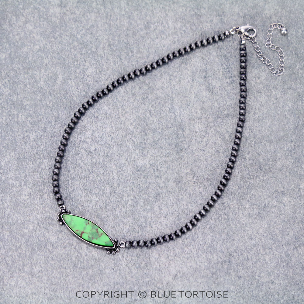 Western Stone Pendant Choker Necklace