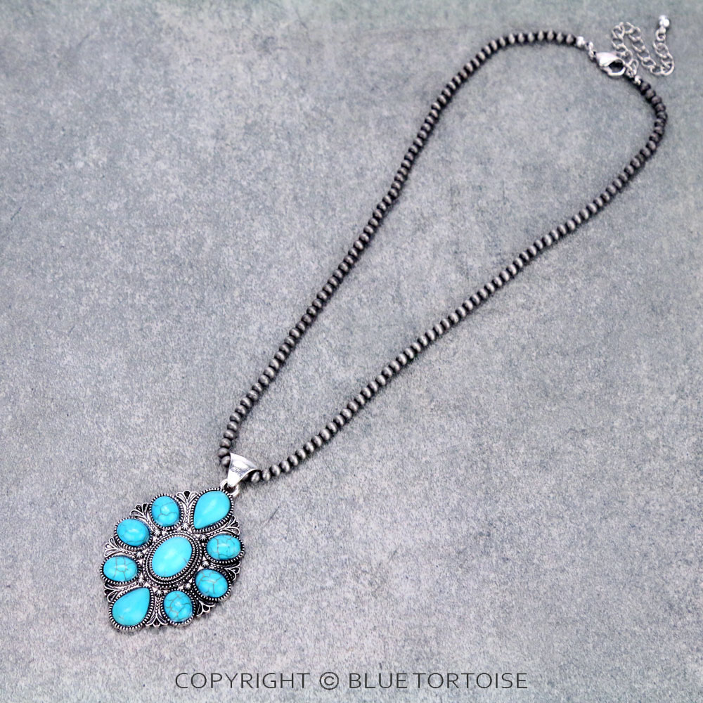 Western Concho Pendant Necklace
