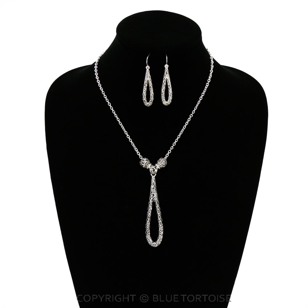 Tailored Teardrop Cutout Necklace Set - Image 2