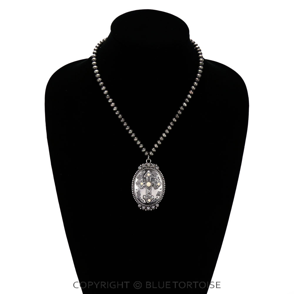 Western Navajo Style Pearl with Cross Pendant Necklace - Image 2