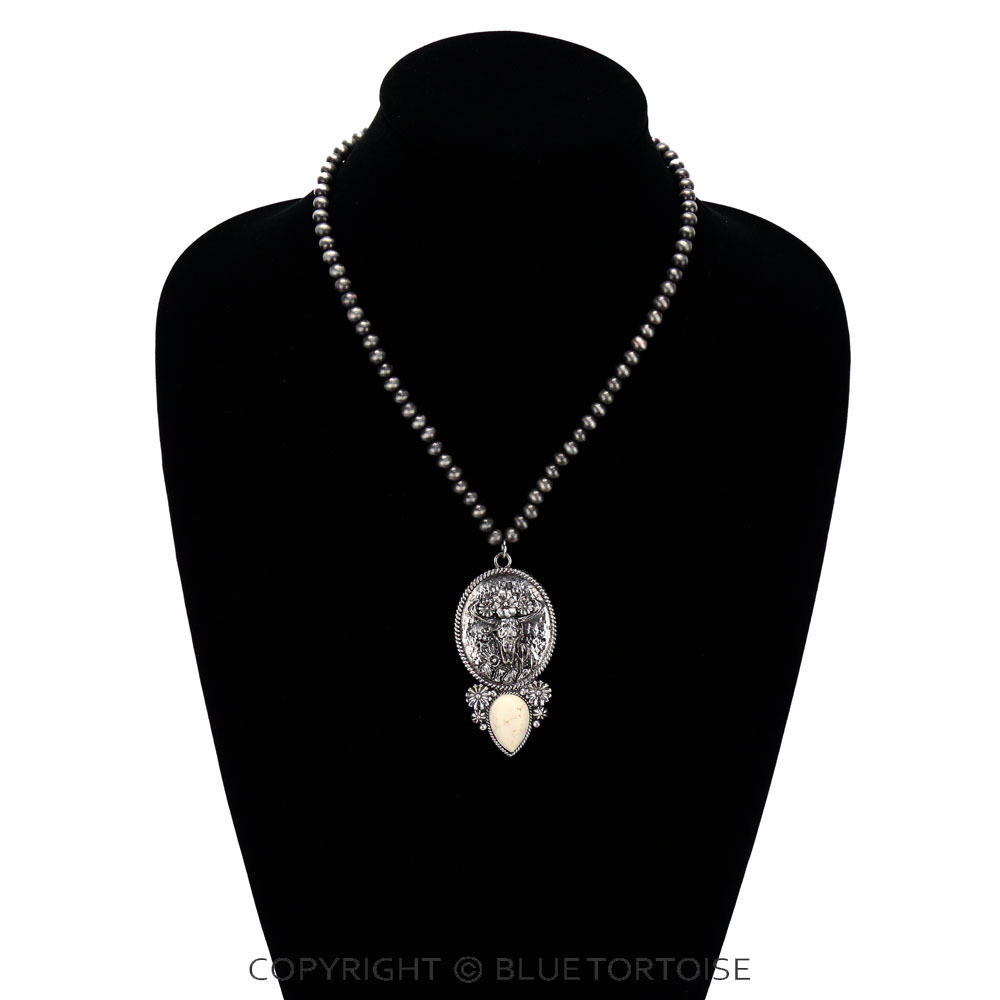 Western Navajo Style Pearl with Steer Head Pendant Necklace - Image 2