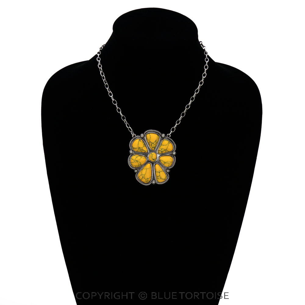 Western Concho Stone Pendant Necklace - Image 2