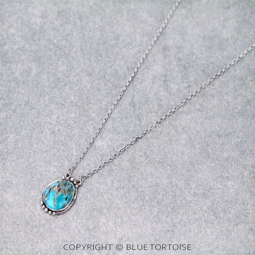 Western Semi Stone Necklace