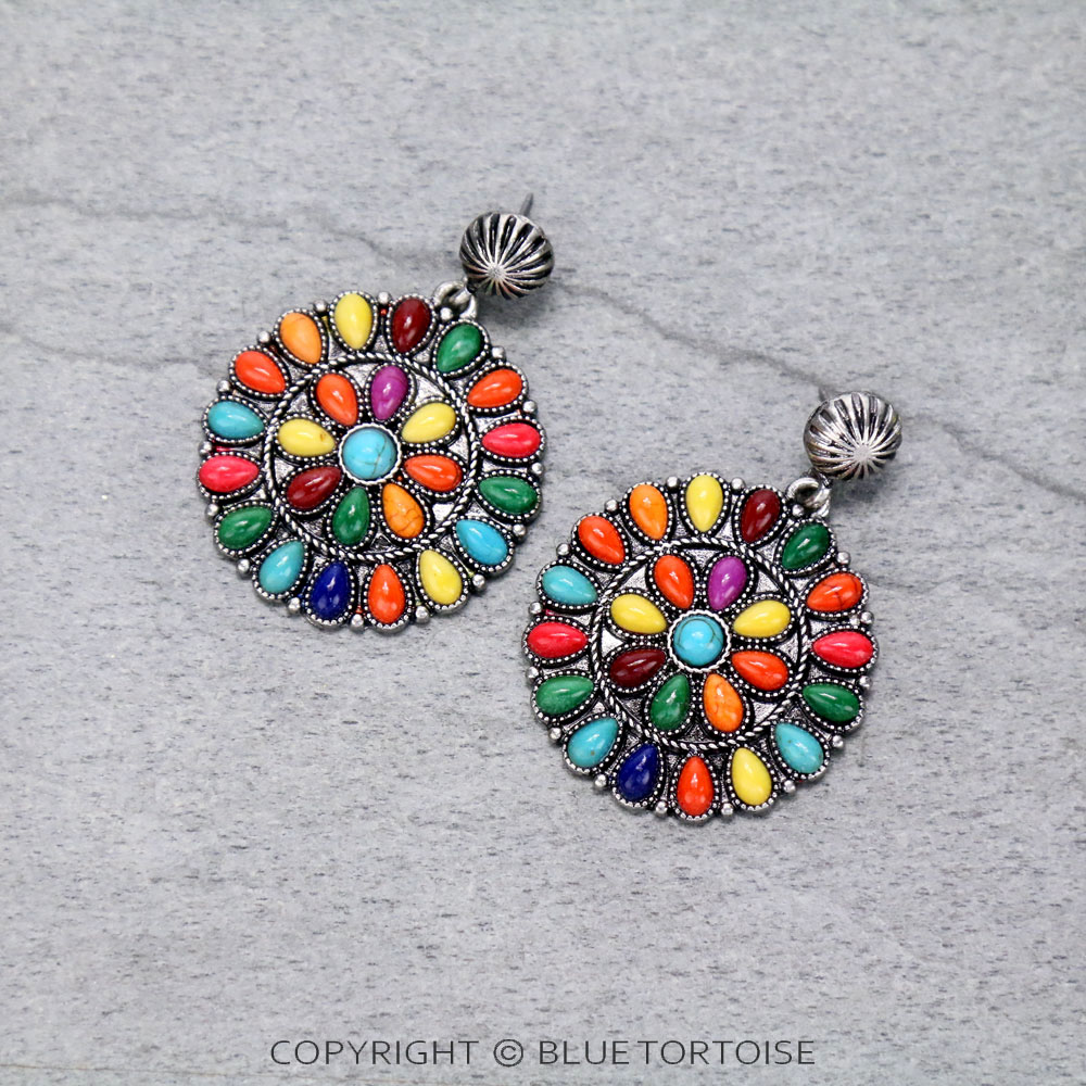 Western Round Design Stone Stud Earrings