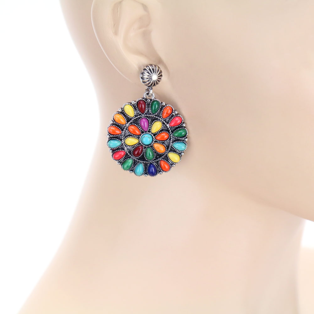 Western Round Design Stone Stud Earrings - Image 2