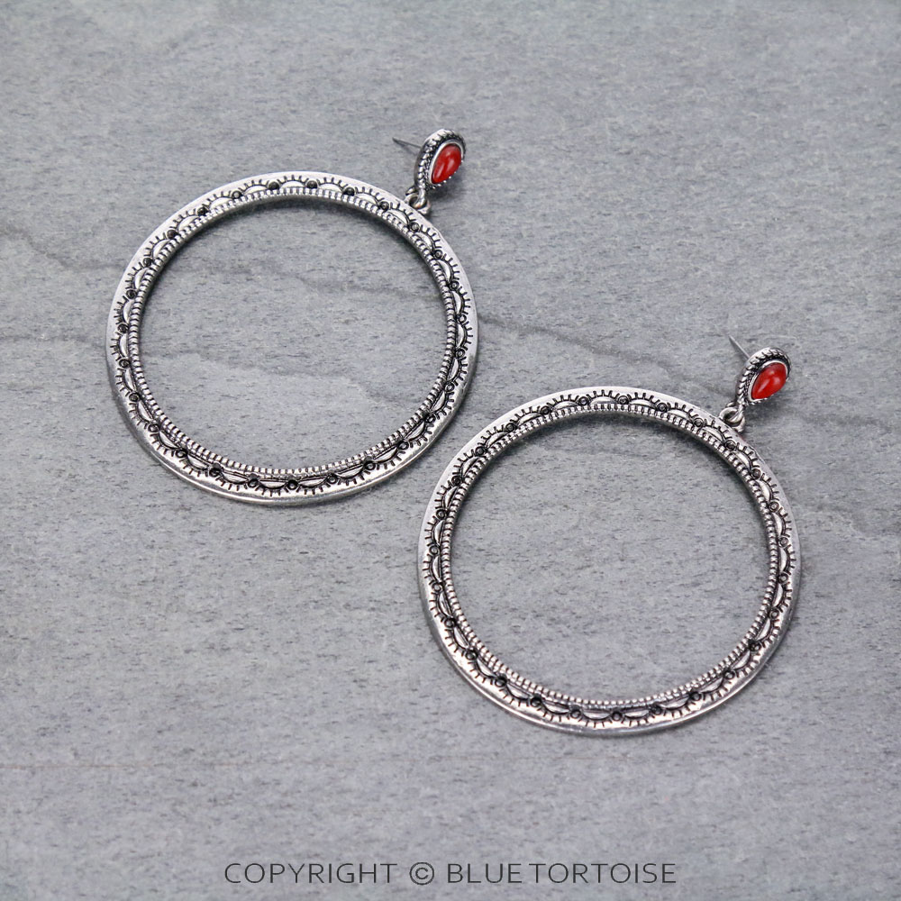Western Design Round Stud Earrings