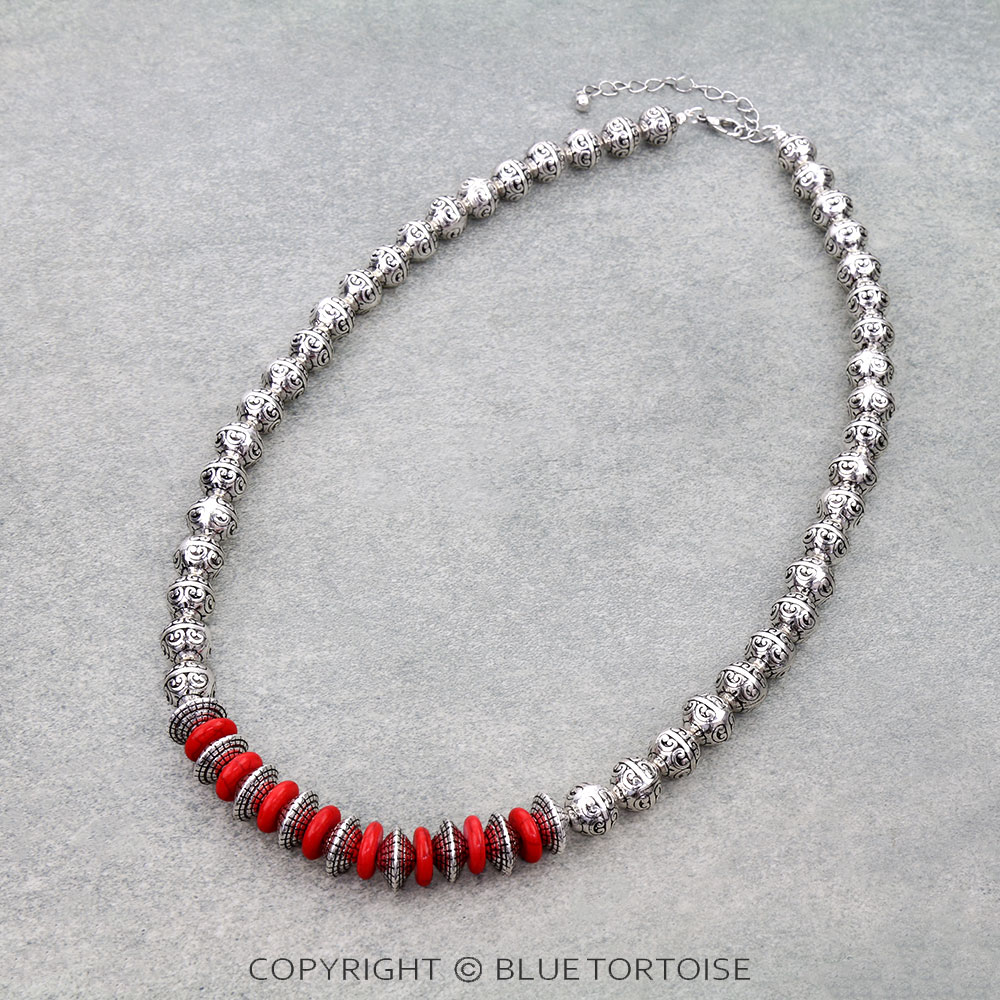 Western Metal Bead Necklace