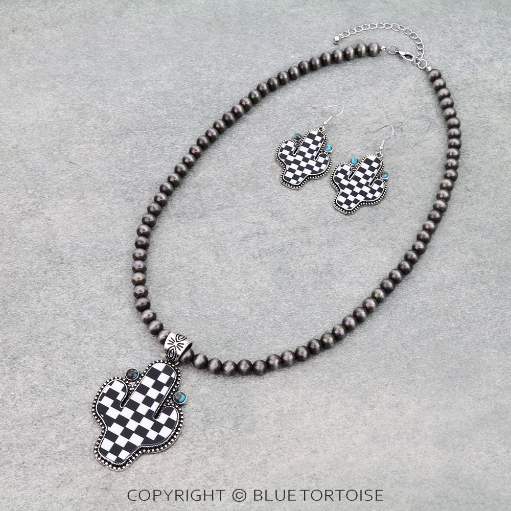 Checker Cactus Pendant Necklace Set