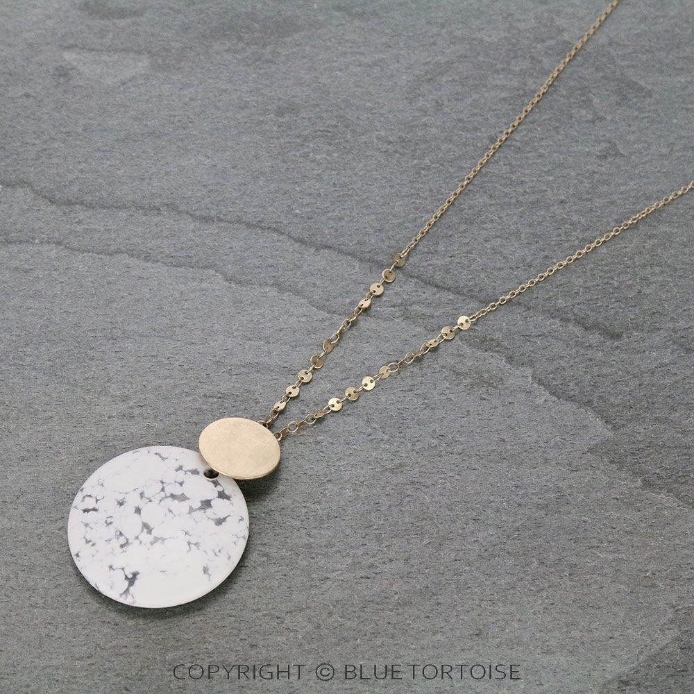 Fashion Round Stone Pendant Necklace